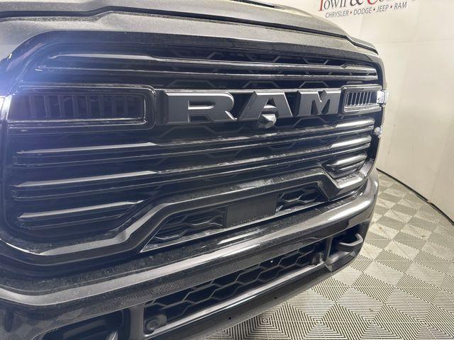Photo of 2025 Diamond Black RAM 2500