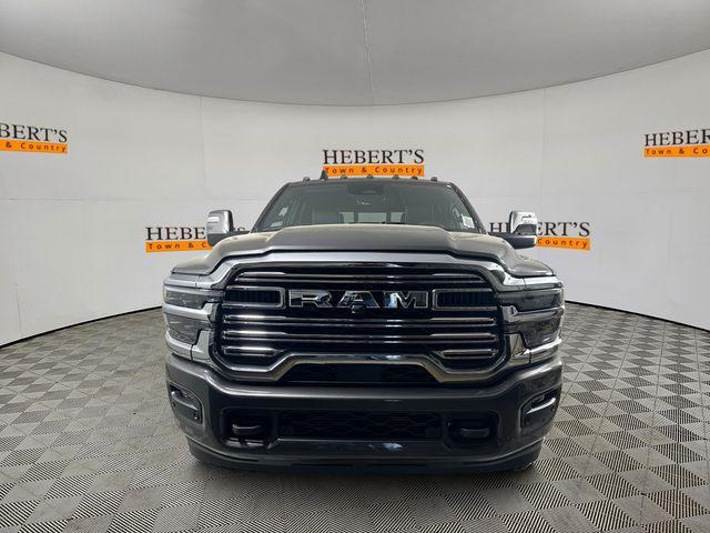 Photo of 2025 Granite Crystal Clearcoat Metallic RAM 2500