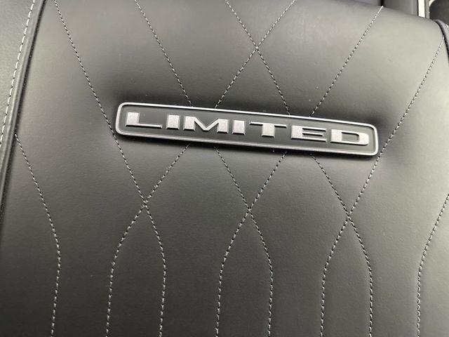 Photo of 2025 Bright White Clearcoat RAM 2500