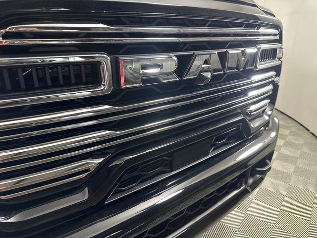 Photo of 2025 Diamond Black RAM 2500