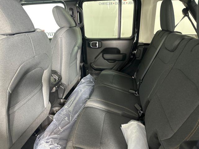 Photo of 2025 Black Clearcoat Jeep Wrangler