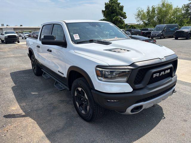 Photo of 2022 Bright White Clearcoat RAM 1500