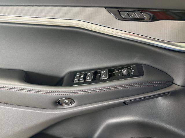 Photo of 2025 Red Jeep Wagoneer S