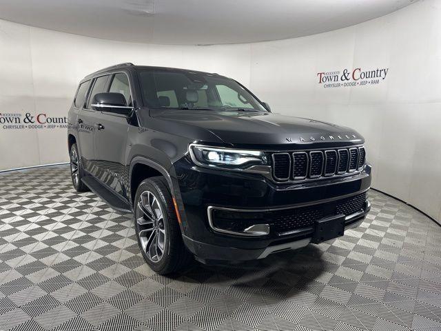 Photo of 2022 Diamond Black Jeep Wagoneer