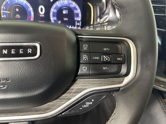 Photo of 2022 Diamond Black Jeep Wagoneer