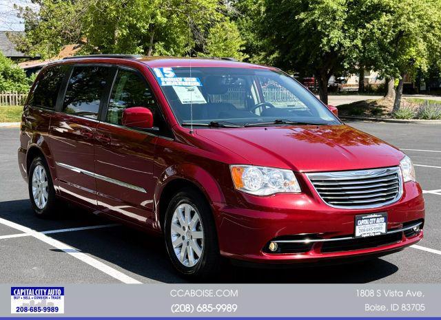 2015 Chrysler Town & Country