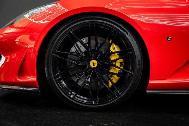 Photo of 2019 Rosso Corsa Ferrari 812 Superfast