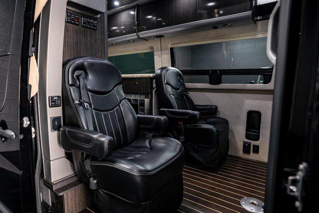 Photo of 2014 Black Mercedes-Benz Sprinter