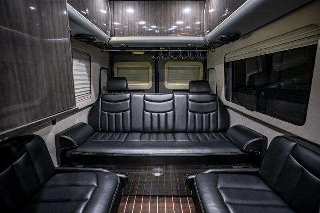 Photo of 2014 Black Mercedes-Benz Sprinter