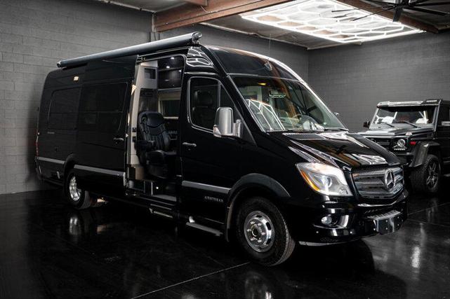 Photo of 2014 Black Mercedes-Benz Sprinter