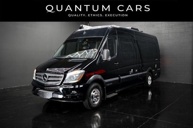 Photo of 2014 Black Mercedes-Benz Sprinter