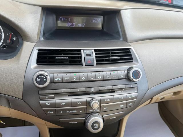 Photo of 2009 Taffeta White Honda Accord