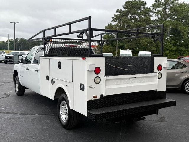 Photo of 2009 Summit White Chevrolet Silverado 2500