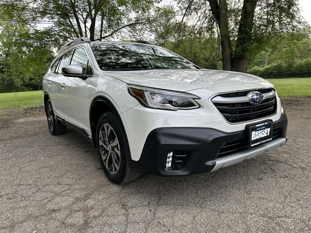 Photo of 2022 Crystal White Pearl Subaru Outback