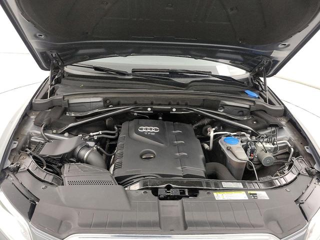 Photo of 2014 Gray Audi Q5