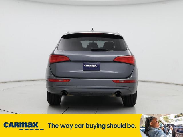 Photo of 2014 Gray Audi Q5
