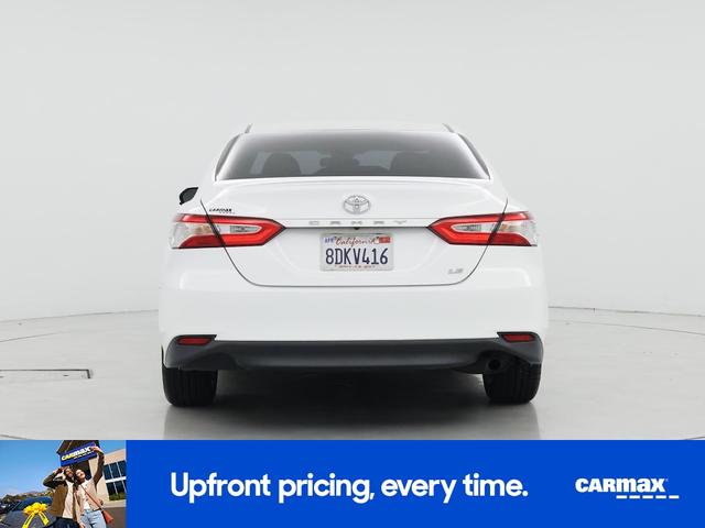 Photo of 2018 White Toyota Camry