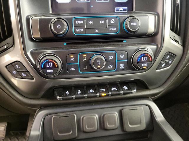 Photo of 2017 White Chevrolet Silverado 1500