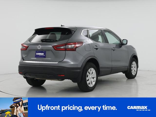 Photo of 2020 Gray Nissan Rogue Sport