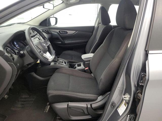 Photo of 2020 Gray Nissan Rogue Sport