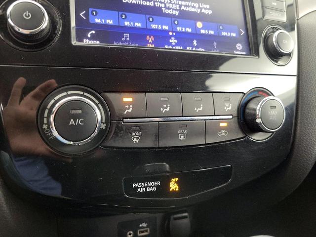 Photo of 2020 Gray Nissan Rogue Sport