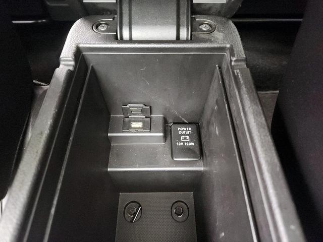 Photo of 2016 Brown Mitsubishi Outlander