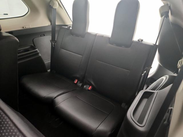 Photo of 2016 Brown Mitsubishi Outlander
