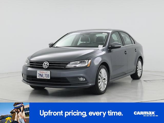 Photo of 2015 Gray Volkswagen Jetta