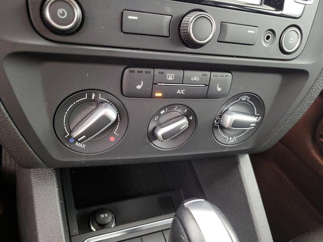 Photo of 2015 Gray Volkswagen Jetta