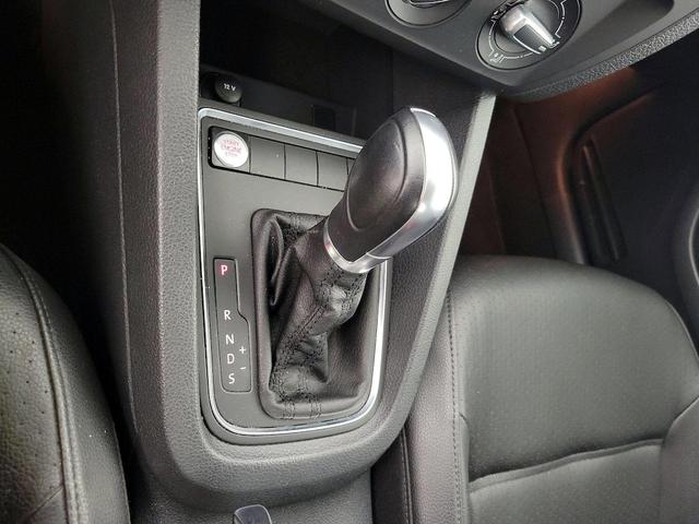 Photo of 2015 Gray Volkswagen Jetta