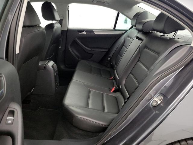 Photo of 2015 Gray Volkswagen Jetta