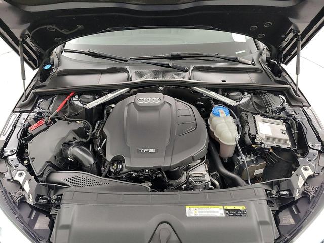 Photo of 2018 Gray Audi A4