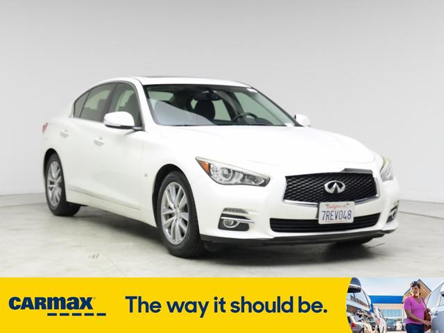 2015 Infiniti Q50