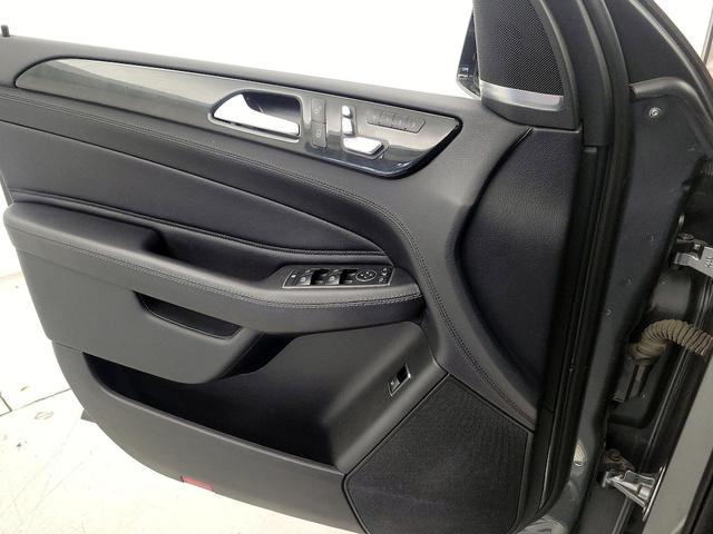 Photo of 2017 Gray Mercedes-Benz GLE 400