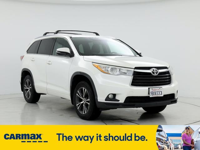 2016 Toyota Highlander