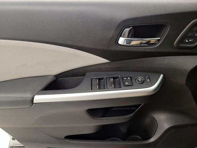 Photo of 2015 Silver Honda CR-V