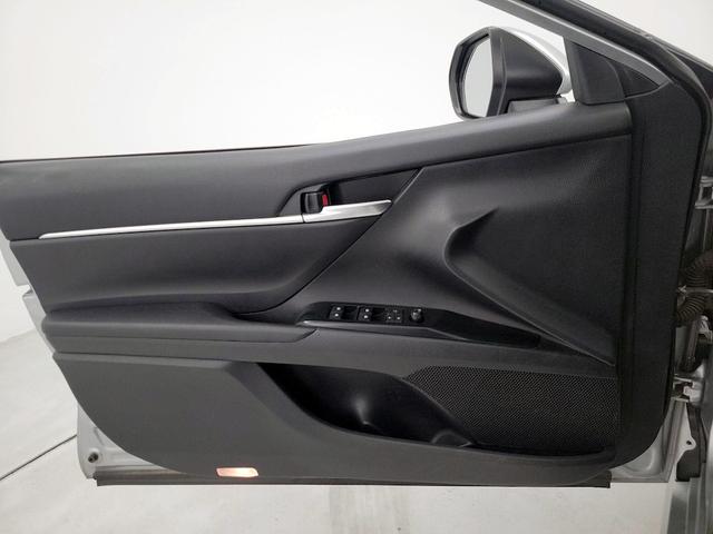 Photo of 2019 Silver Toyota Camry