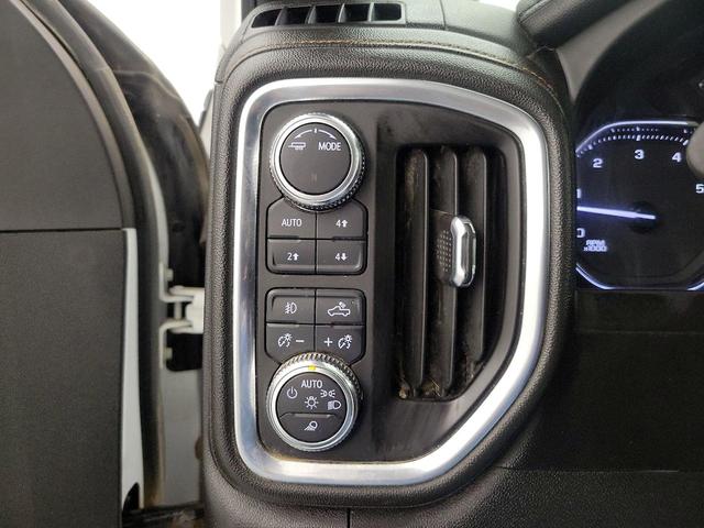 Photo of 2022 White GMC Sierra 2500