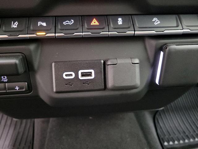 Photo of 2025 White Chevrolet Silverado 2500