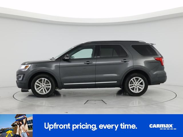 Photo of 2017 Gray Ford Explorer