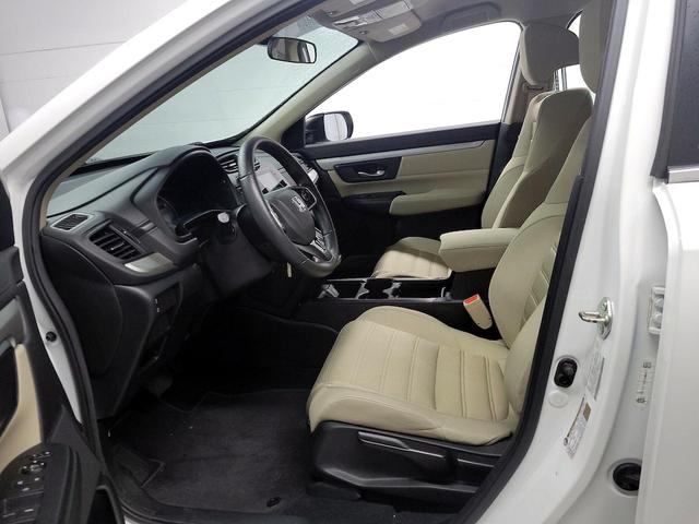 Photo of 2019 White Honda CR-V