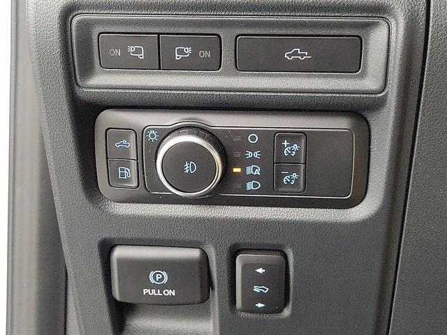 Photo of 2022 White Ford F-150