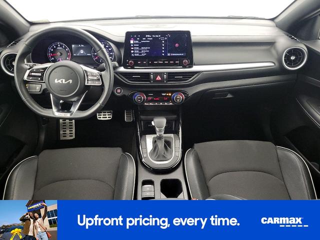 Photo of 2024 White Kia Forte