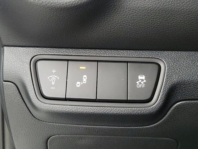 Photo of 2024 White Kia Forte