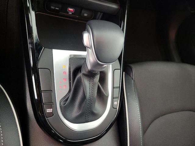 Photo of 2024 White Kia Forte