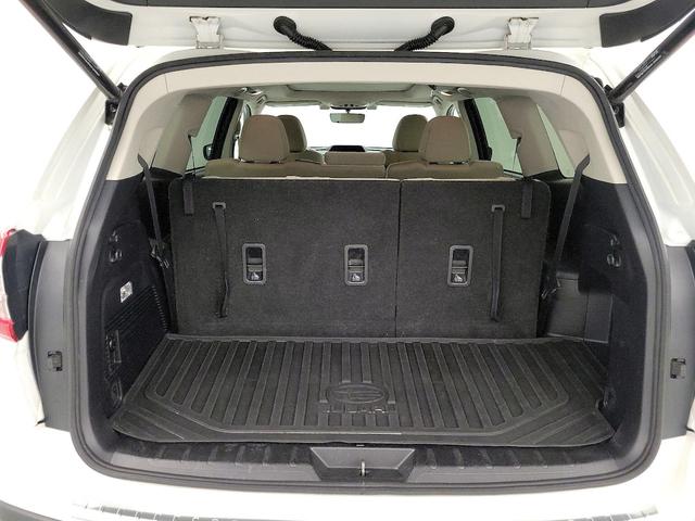 Photo of 2020 White Subaru Ascent