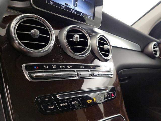 Photo of 2018 Blue Mercedes-Benz GLC 300