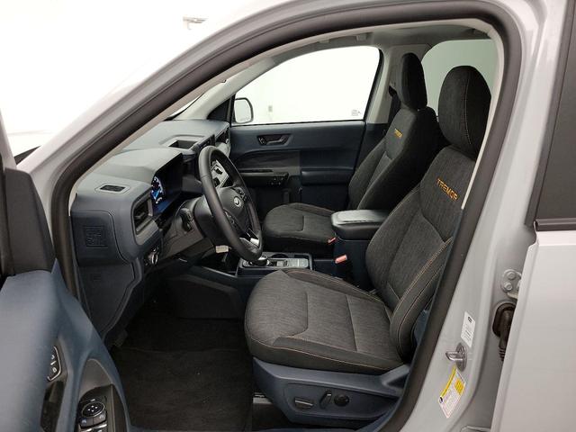 Photo of 2023 White Ford Maverick