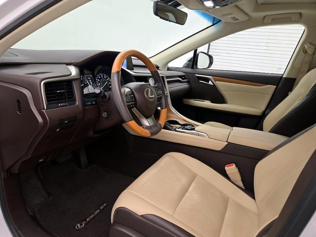 Photo of 2016 Pearl Lexus RX 350