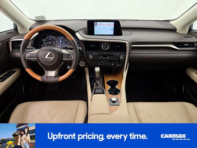 Photo of 2016 Pearl Lexus RX 350
